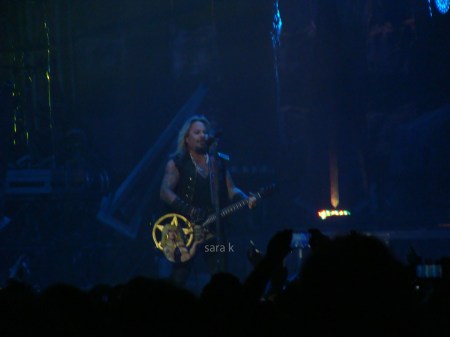 151116motleycrue2vinceneil